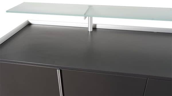 Bene Flügeltürschrank mit Glasplatte – Bild 4
